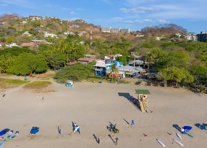 Witch's Rock Surf Camp 2* Tamarindo