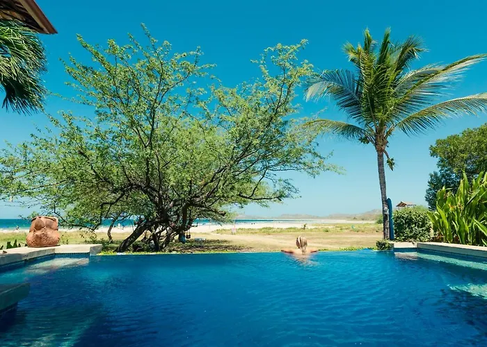 Witch's Rock Surf Camp Hotel Tamarindo