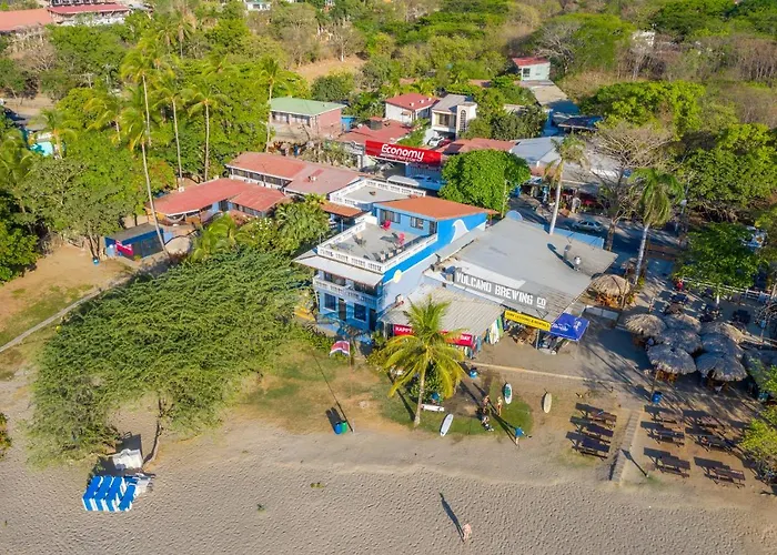 Witch's Rock Surf Camp 2*