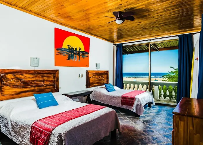Hotel Witch's Rock Surf Camp 2*